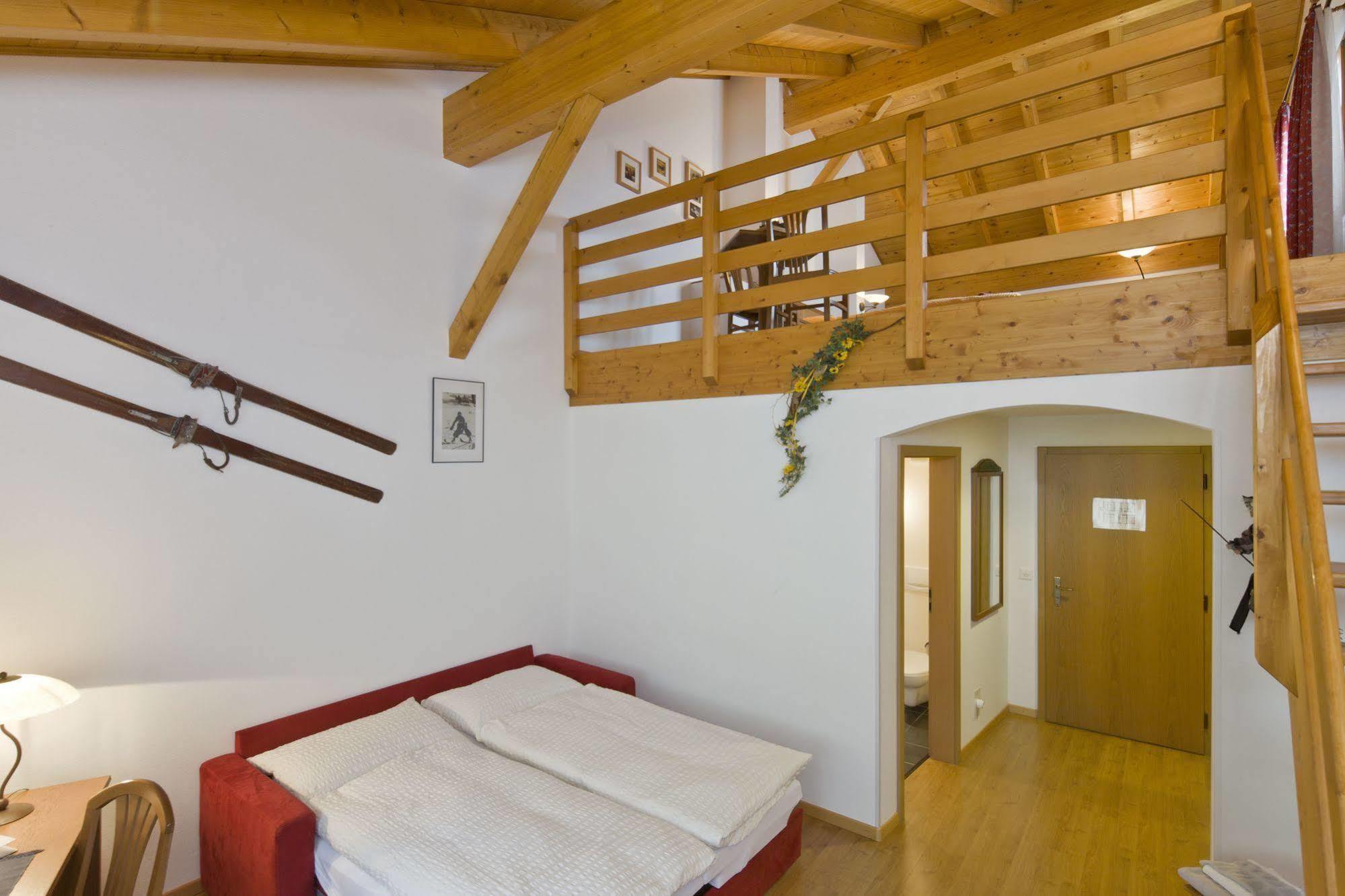 Hotel Massa Blatten bei Naters Luaran gambar